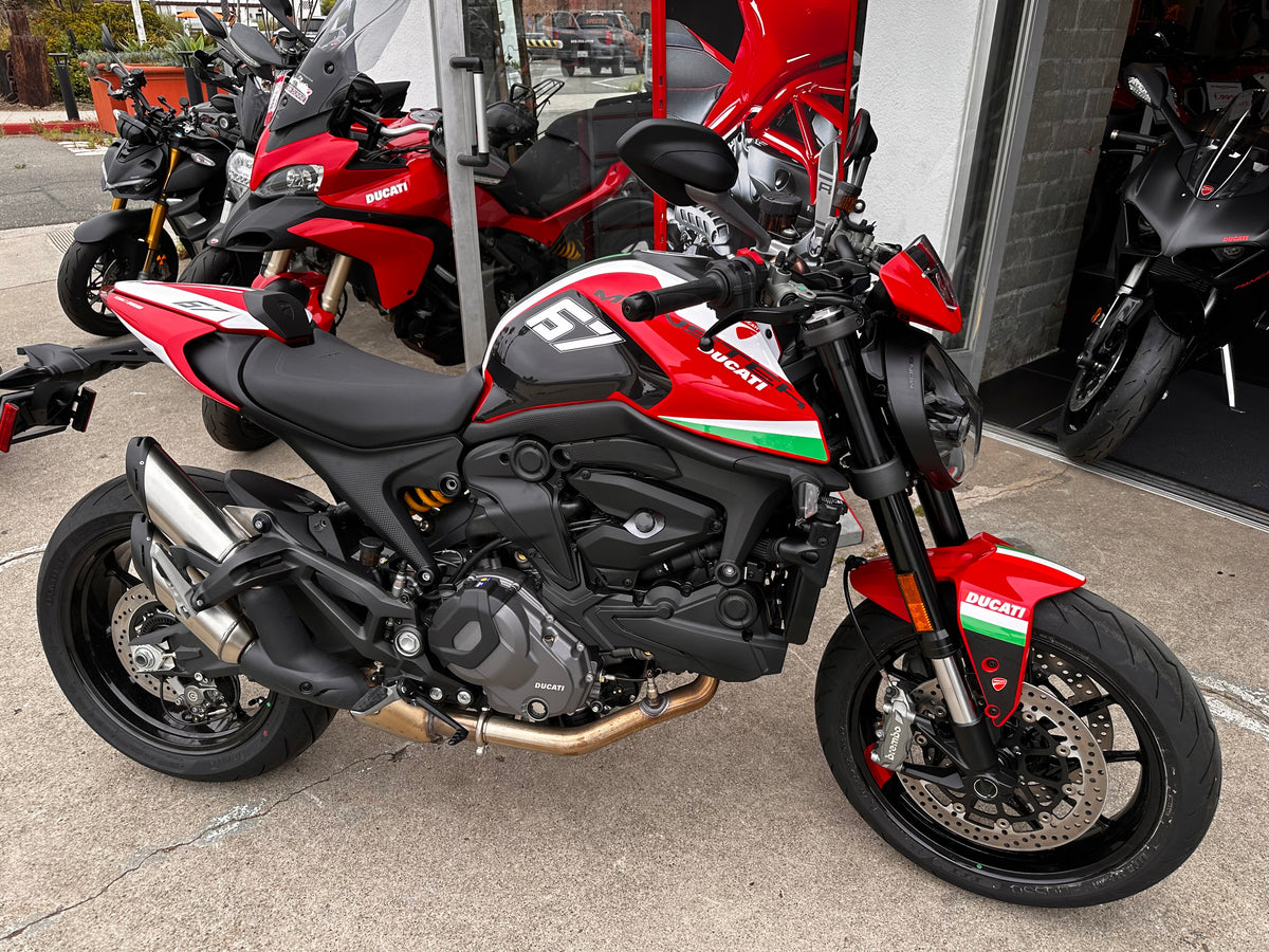 Ducati Monster 937 - Limited - RED Bike